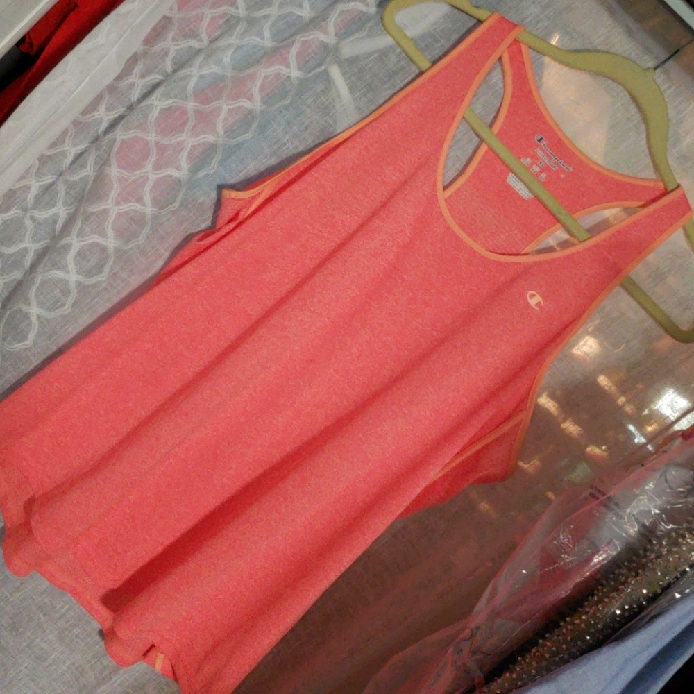 New Champion  training tank XL